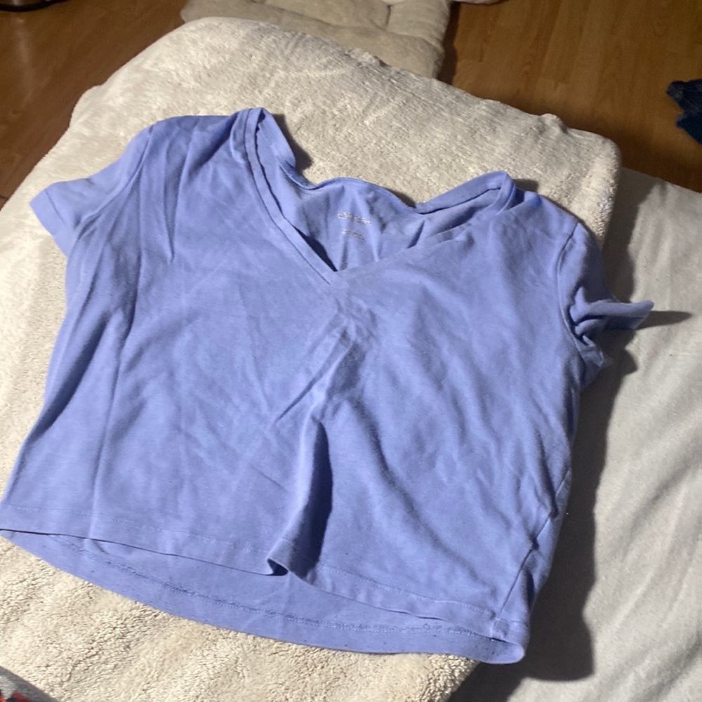 Light purple short sleeve crop top